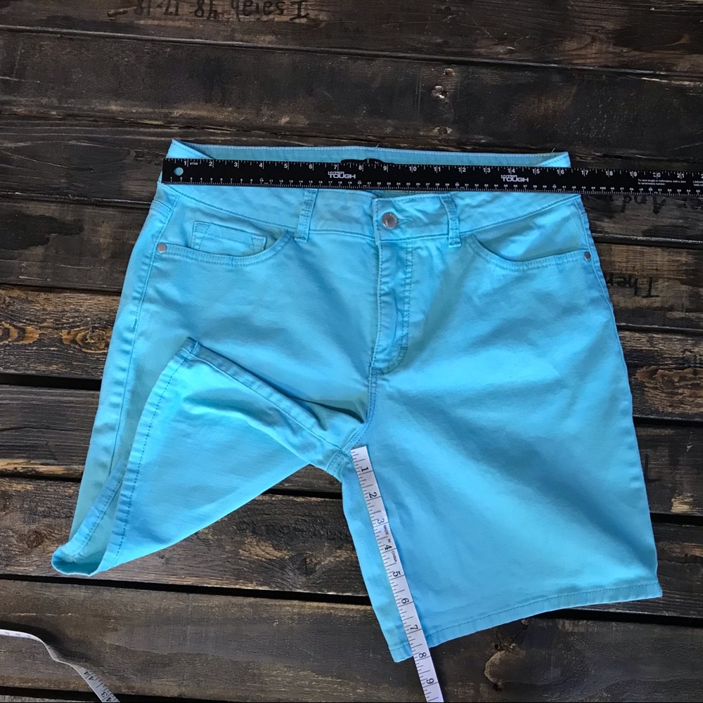 Riders by Lee Mid rise Shorts - Picture 5 of 5